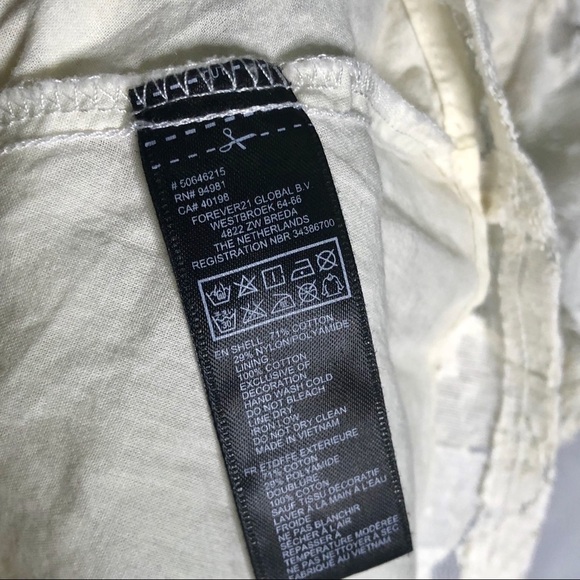 Forever 21 Lace Short Sleeve Peplum Top SZ S - Picture 3 of 6